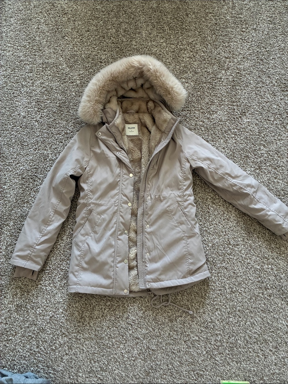 Hollister Women's Faux-Fur Hooded Parka Jacket in Beige